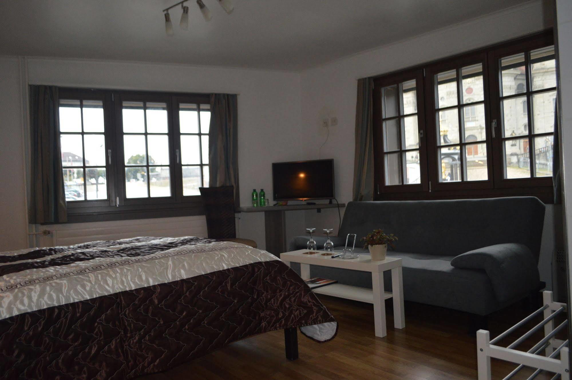Hotel Sonne ไอน์ซีเดิล์น ภายนอก รูปภาพ