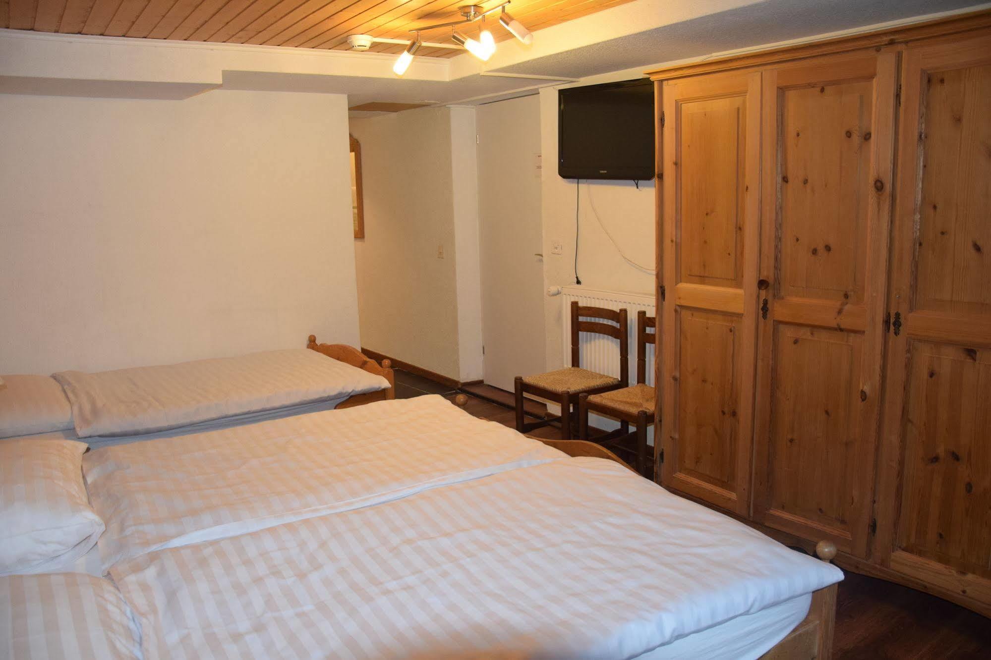 Hotel Sonne ไอน์ซีเดิล์น ภายนอก รูปภาพ